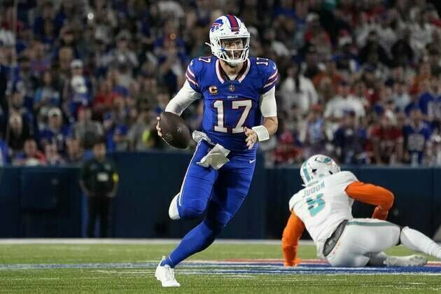 Josh Allen tosses 3 TDs as Bills take charge late to beat Dolphins