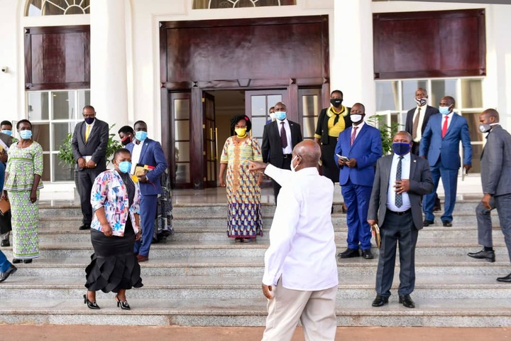 Museveni meeting 'rebel' MPs and other party officials