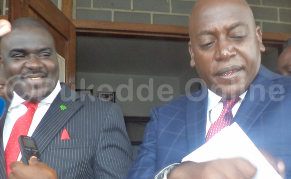 Jude Mbabali, omu ku balooya b'Abakatoliki n'omubaka Ssewungu nga bali ku kkooti . EKIF: MARGARET ZALWANGO Jude Mbabali, omu ku balooya b'Abakatoliki n'omubaka Ssewungu nga bali ku kkooti . EKIF: MARGARET ZALWANGO