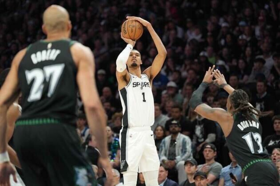Stephon Castle, Spurs finish Wolves in Game 6, set date with Thunder