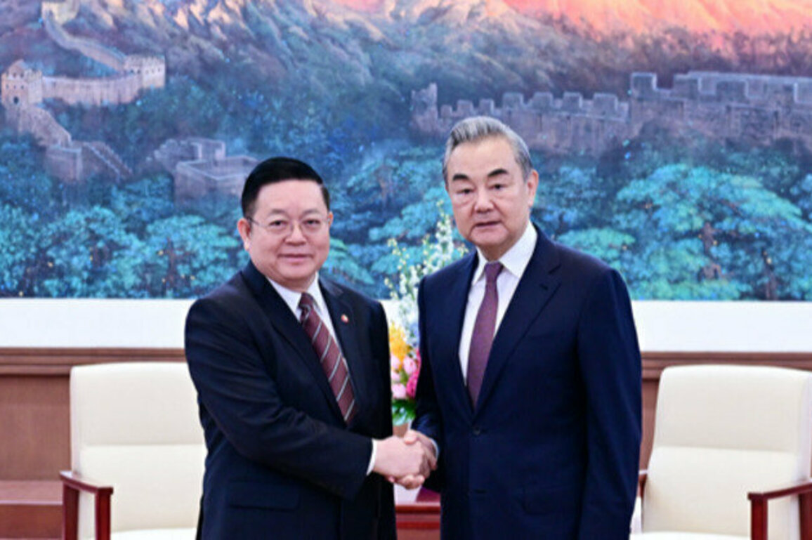 China says supports solution to Cambodia-Thailand clash in 'ASEAN Way'