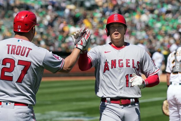 Angels ride big inning to rout of Athletics