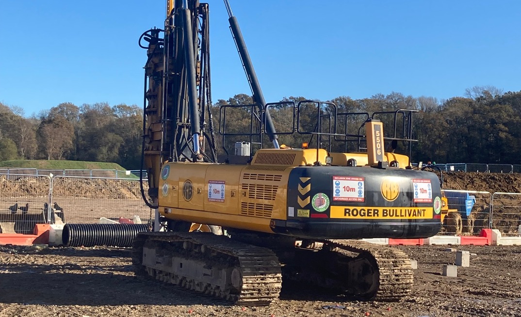 The RBL team is installing 400 piles, using a mix of 250mm and 300mm section sizes, for the foundations of a new secondary school in North Whiteley, Hampshire, UK