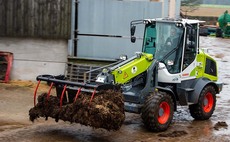 Review: Claas Torion 738 T Sinus is one serious tight turner