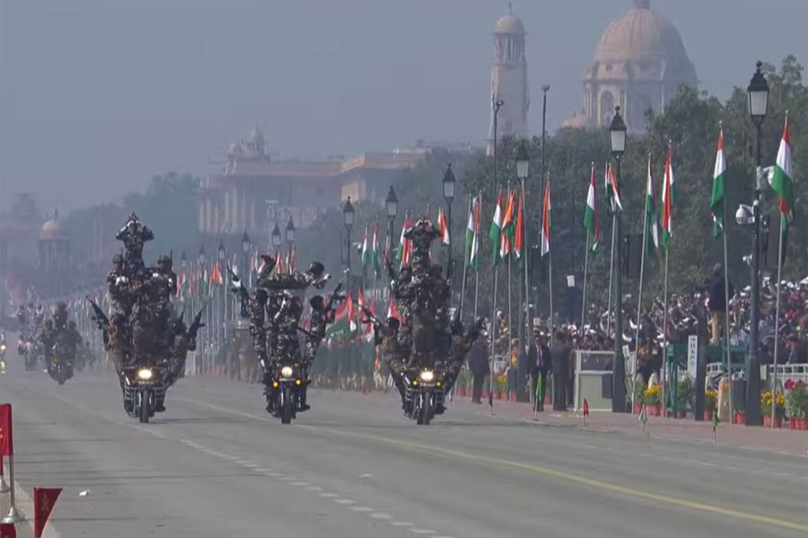 R-Day 2026: CRPF and SSB motorcycle daredevils showcase skill on Kartvaya Path