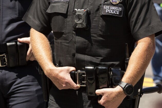 California bill would lower retirement age for police officers, firefighters