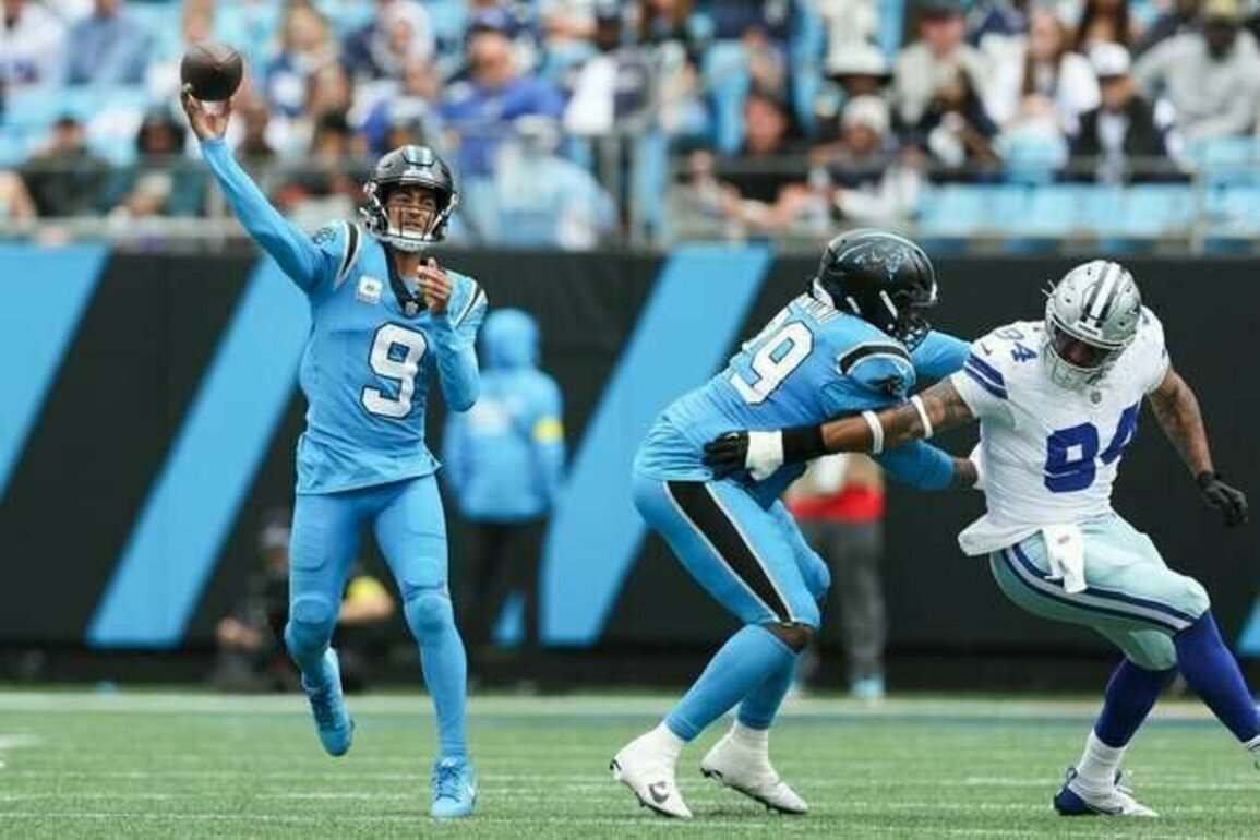 Rico Dowdle stars against ex-mates as Panthers top Cowboys