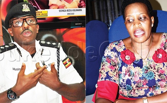 Norman Musinga ne Mukyala we bwebali mukusika omuguwa Norman Musinga ne Mukyala we bwebali mukusika omuguwa
