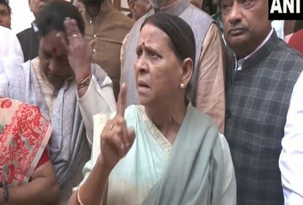 "Nitish Kumar consumes 'bhaang' and comes to the Assembly,": Rabri devi slams Bihar CM