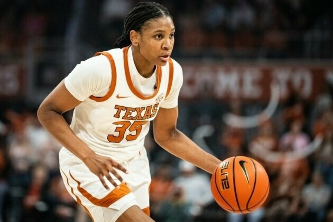 Women's Top 25 roundup: No. 3 Texas handles No. 8 Kentucky