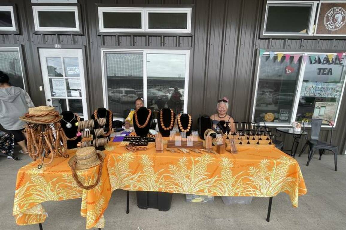 Manono Street Marketplace hosts craft fair, pop-ups