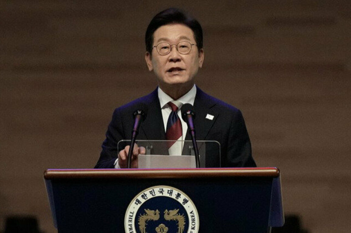 South Korean president says no plan to absorb DPRK