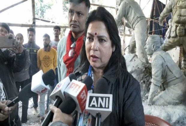 MoS Meenakashi Lekhi visits sculpture workshop in Agartala, lauds artwork of Tripura artists