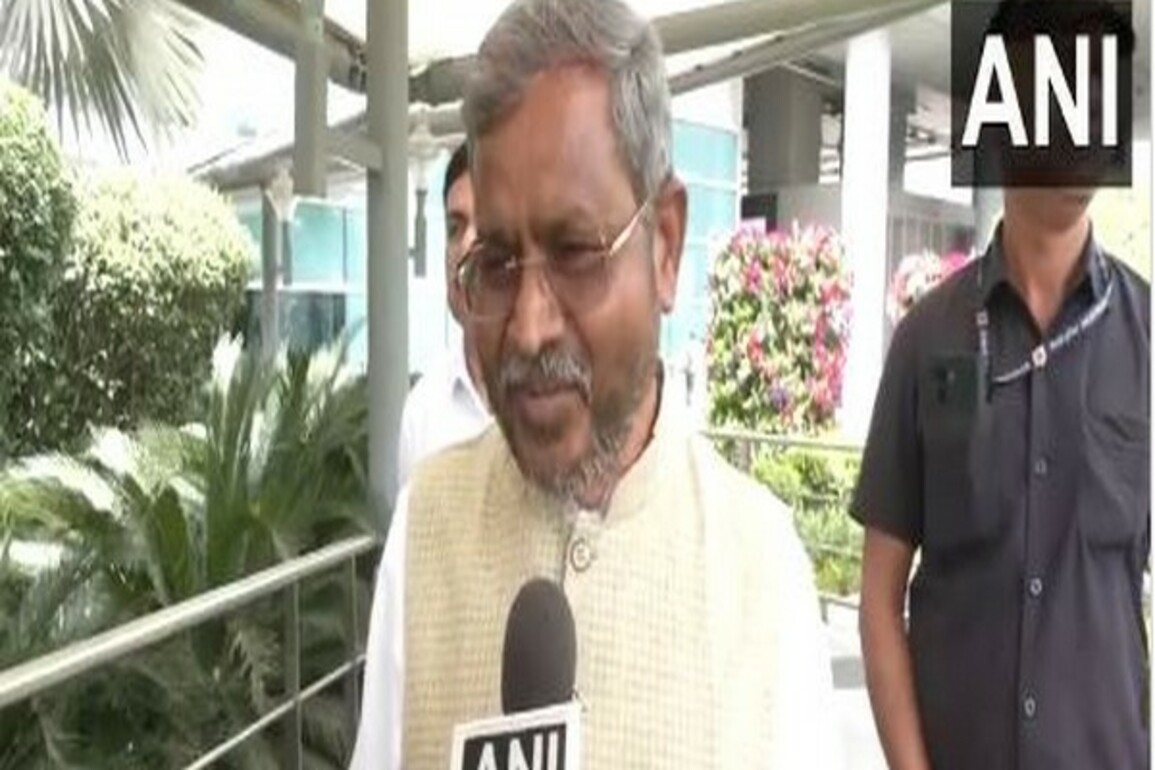 "Very unfortunate, weakness of govt": BJP's Babulal Marandi on Giridih violence