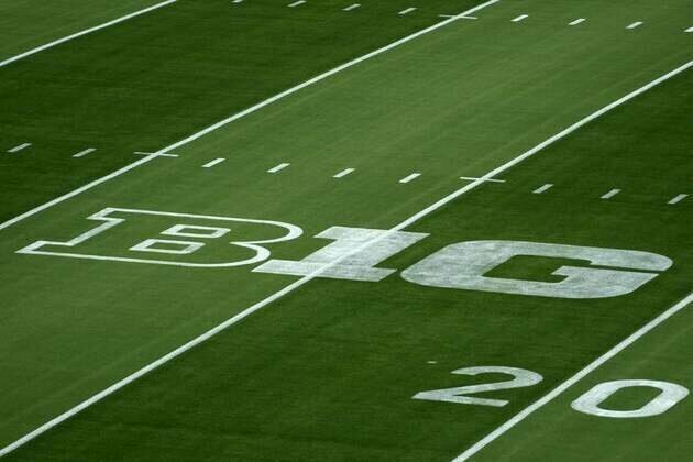 Reports: Big Ten won't follow suit in requiring 10 power opponents