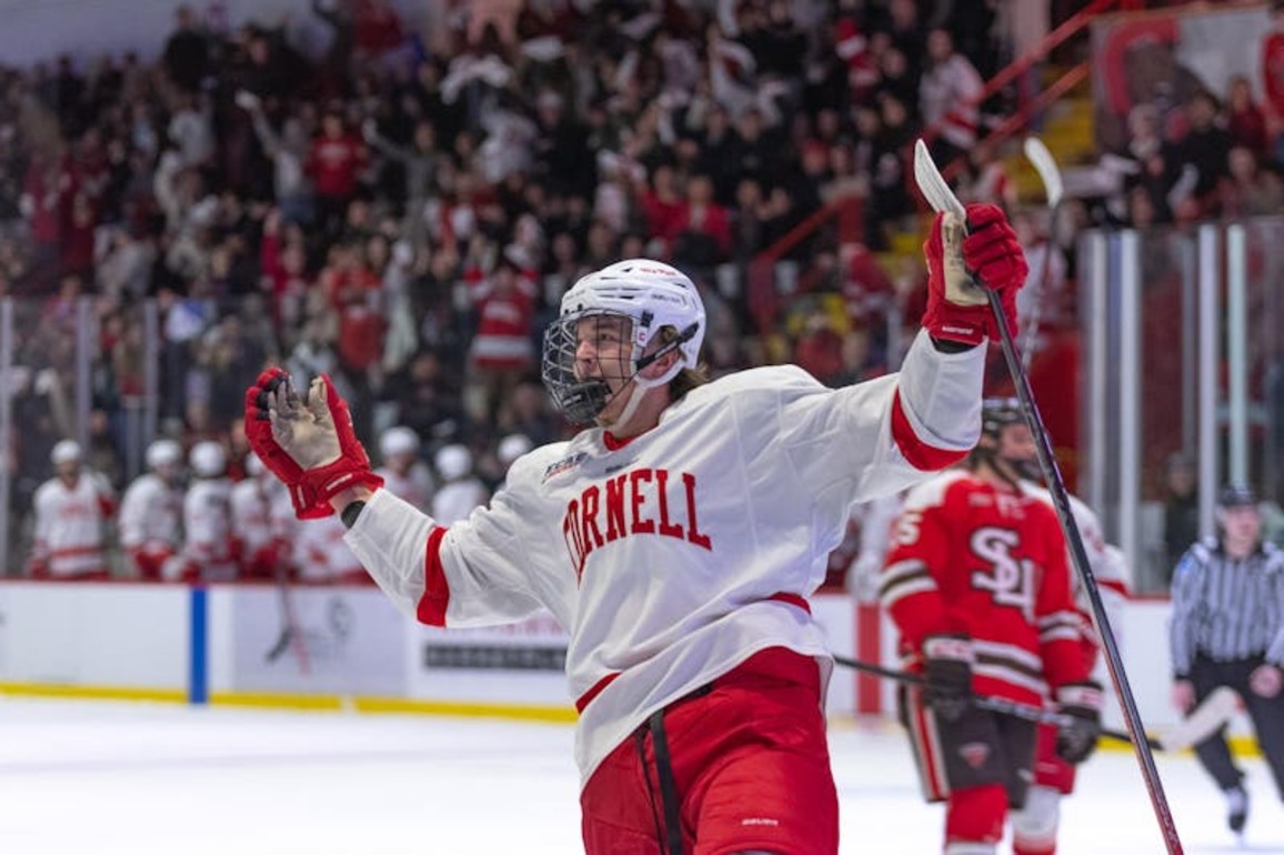 Dalton Bancroft Forgoes Senior Year, Signs NHL Contract With Boston Bruins - The Cornell Daily Sun
