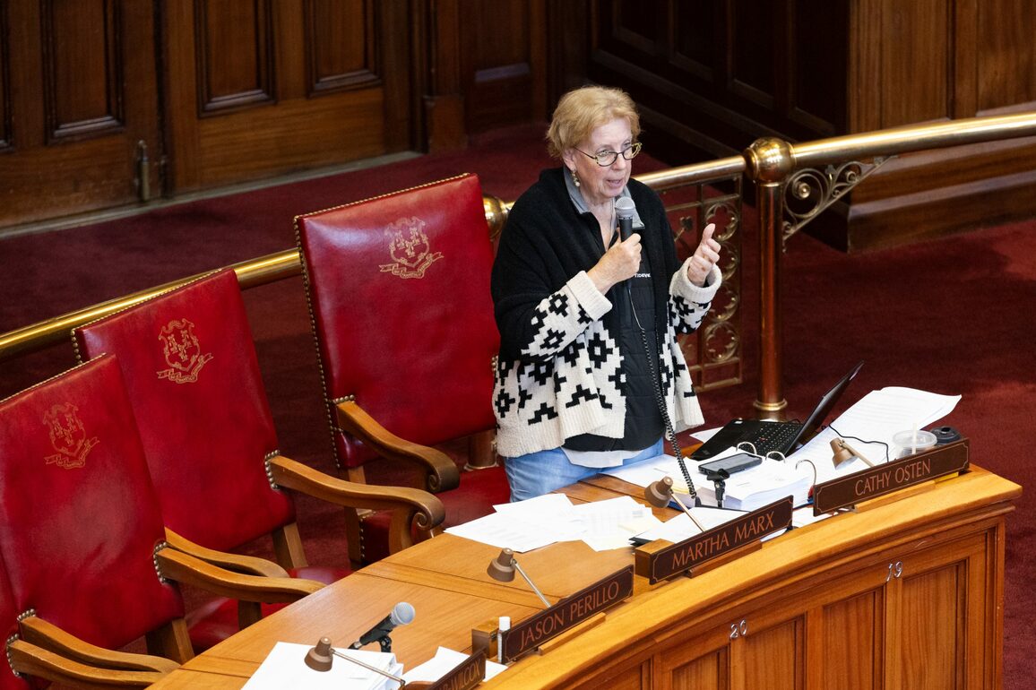 CT Senate sends new biennial budget to Lamonts desk