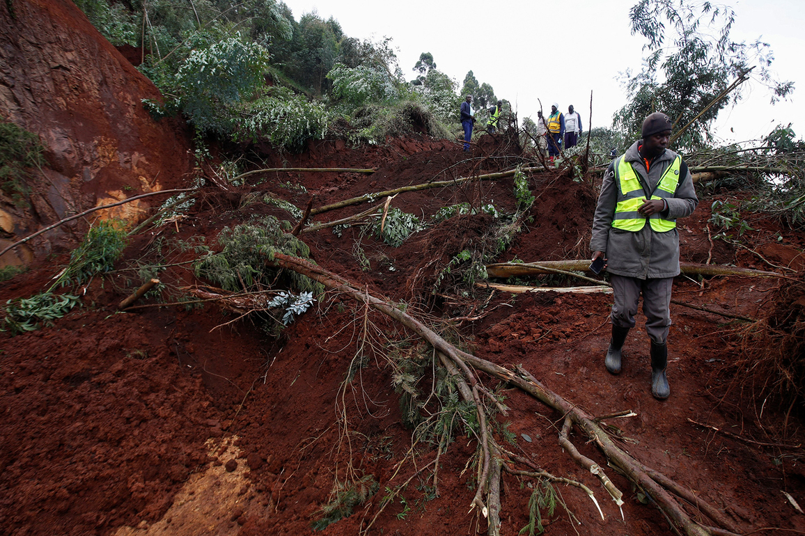 Kenya landslides kill 21, destroy over 1,000 homes amid heavy rains