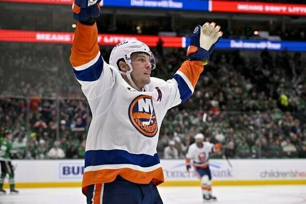 Islanders host reeling Blues after triumphant trip