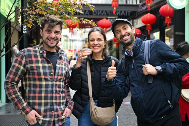 "Made in China" attracts global shoppers as favorable policies boost travel rush