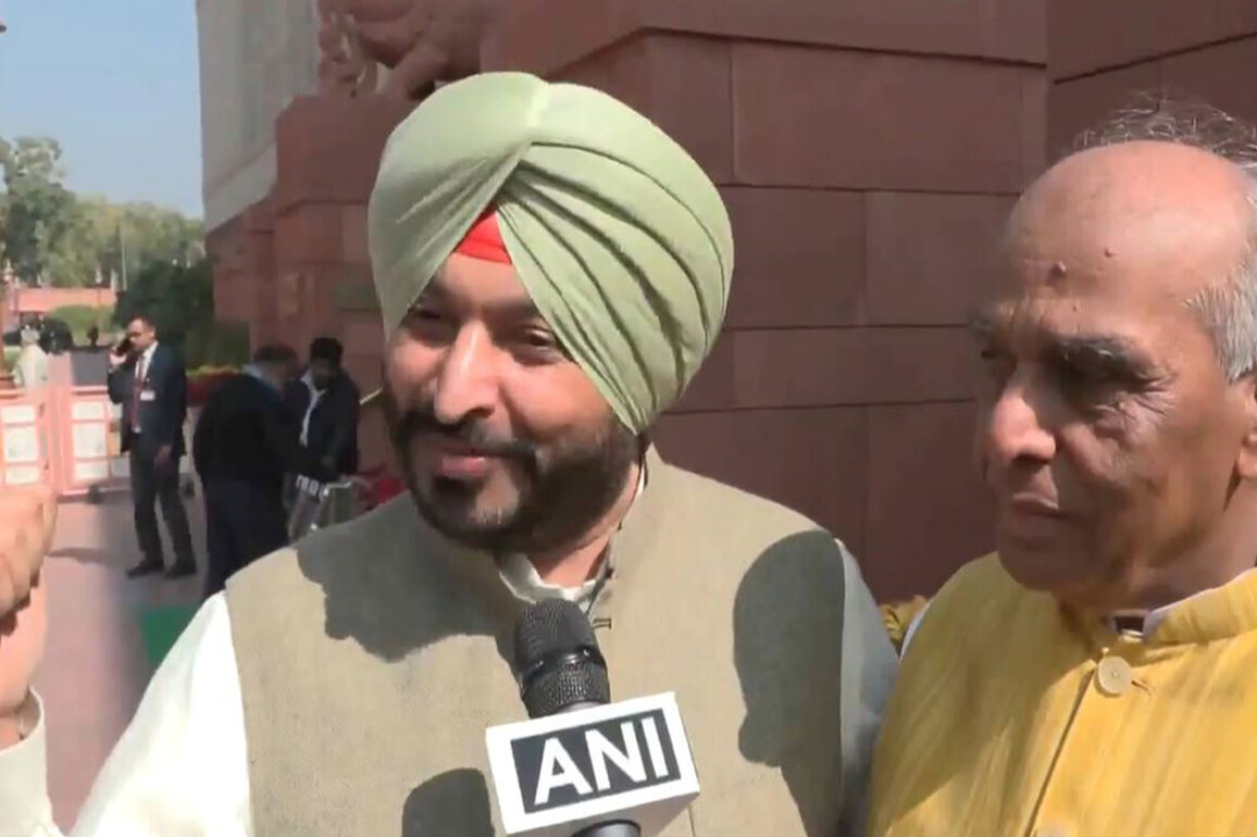 "If it had remained the real Congress, people would have stayed": Union MoS Ravneet Bittu
