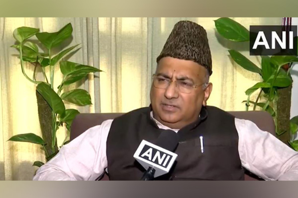 "Every citizen must respect National Flag, National Emblem": BJP's Gulam Ali Khatana on mob defacing Hazratbal shrine plaque