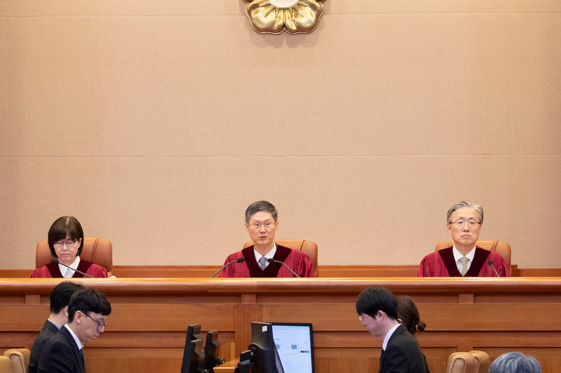 (SpotNews)SOUTH KOREA-SEOUL-YOON SUK-YEOL-IMPEACHMENT-RULING