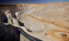 Newcrest gold output dips 21%