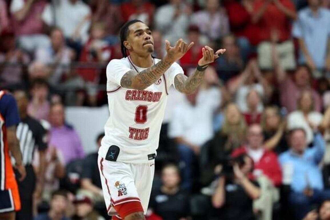 No. 16 Alabama stays hot in finale, tops fading Auburn