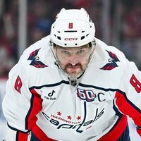 Alex Ovechkin nearing 900 club as Capitals host Canucks