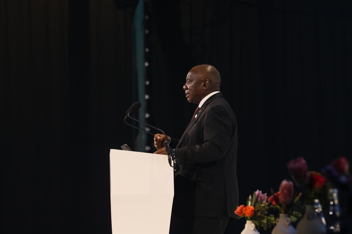 SOUTH AFRICA-JOHANNESBURG-INVESTMENT CONFERENCE