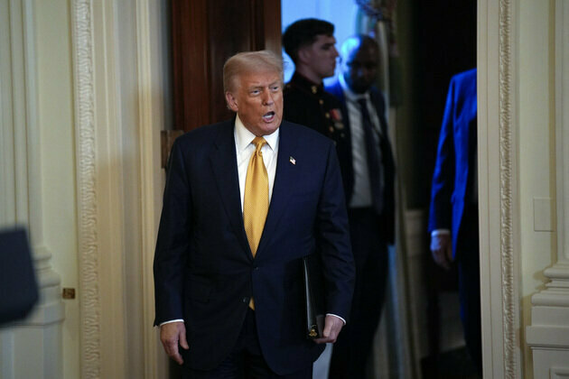 Trump announces trade deal with Japan