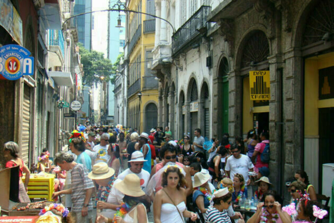 Bureaucratic hurdles slow the beat of Rio's Carnival street parades