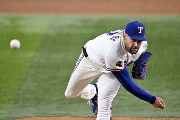 Returning to form, Rangers' Nathan Eovaldi takes on D-backs