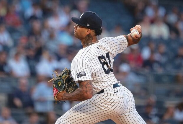 Yankees RHP Luis Gil exits start due to back tightness