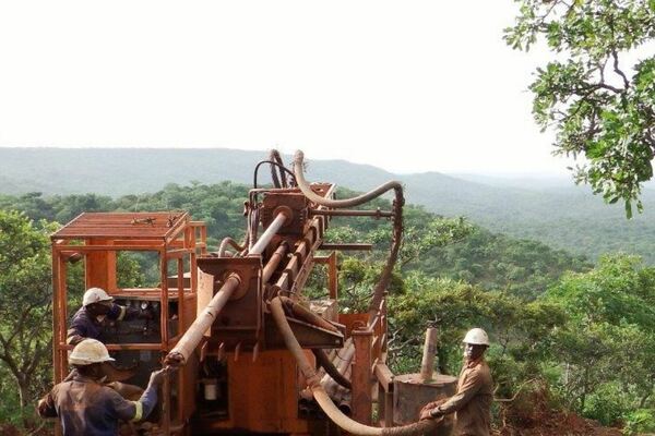 Canyon gets bank backing for Cameroon bauxite development
