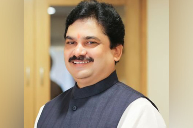 Shiv Sena (UBT) withdraws no-confidence motion against Legislative Council Chairman Ram Shinde