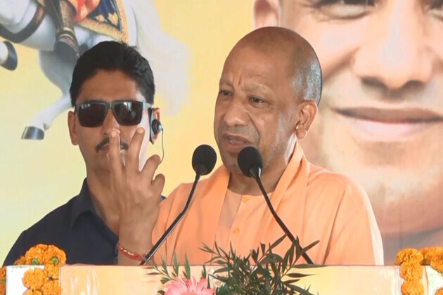 "Turned JPNIC into private company": CM Yogi slams Samajwadi Party, Congress, says "no single party can claim credit for freedom movement"