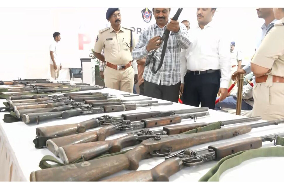 Senior Maoist leader, 8 other cadres surrender before Andhra Pradesh DGP