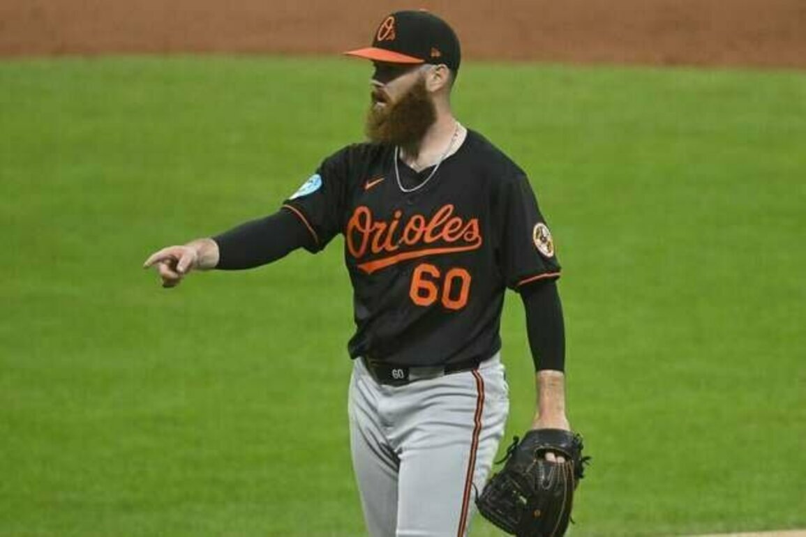 Orioles place RHP Colin Selby (hamstring) on IL
