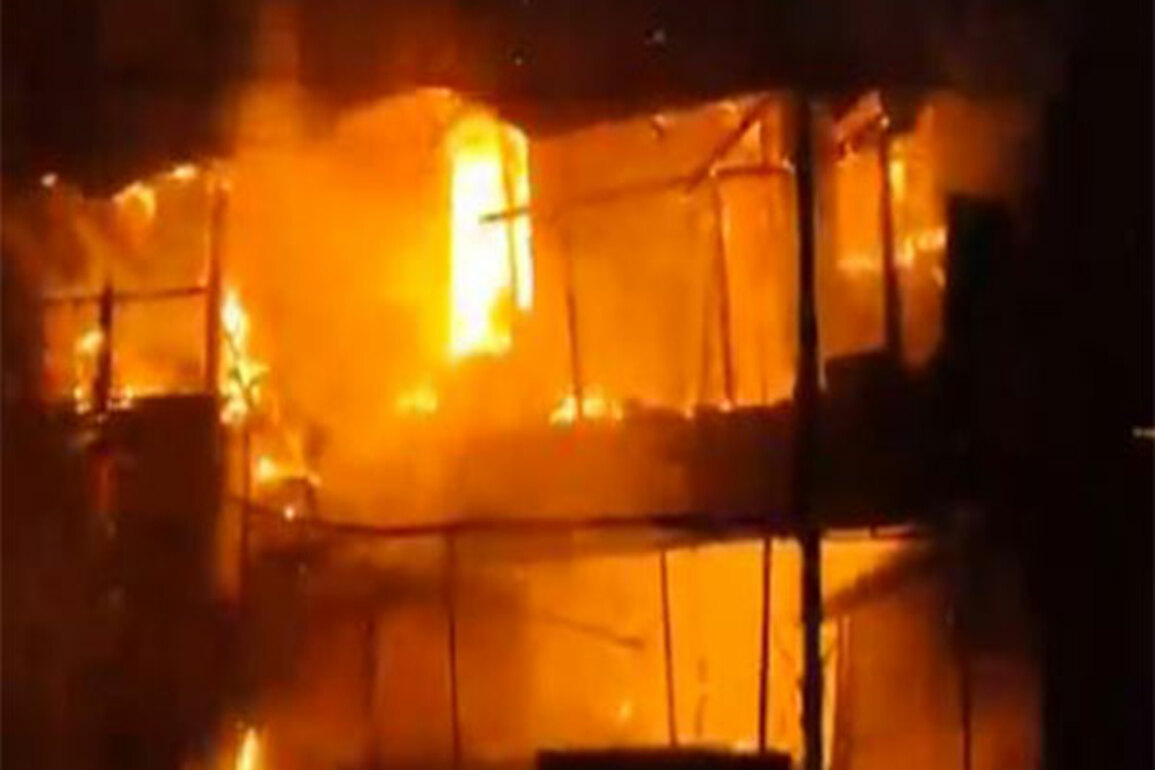 Fire breaks out in several shops in Maharashtra's Washim