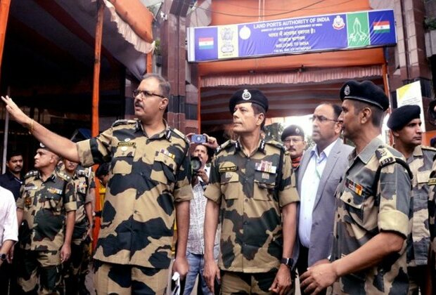 BSF chief reviews security situation along Jammu international border