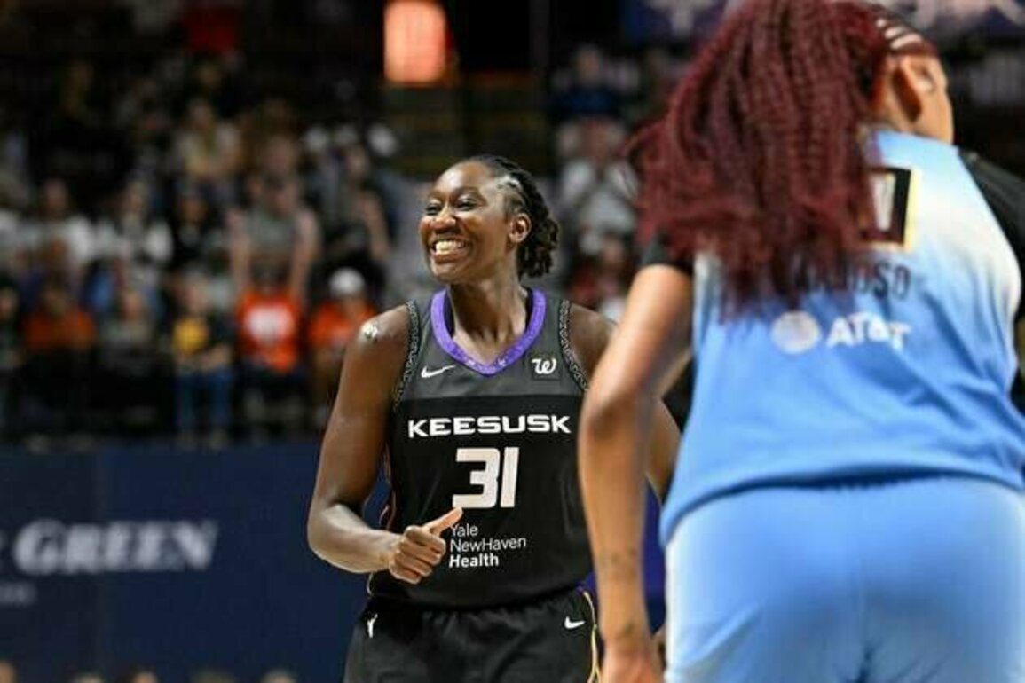 Sun withstand Sky's second-half rally to snap losing skid