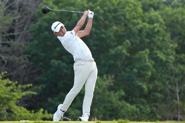 Collin Morikawa, Joel Dahmen lead star-packed U.S. Open