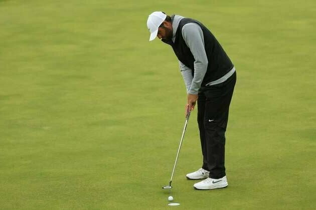 Scottie Scheffler inches closer to victory at The Open on Saturday