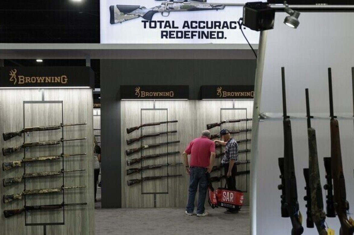 Beijing blacklists EU firms over Taiwan weapons links