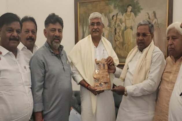 Cauvery row: Siddaramaiah-led delegation meets Jal Shakti Minister in New Delhi