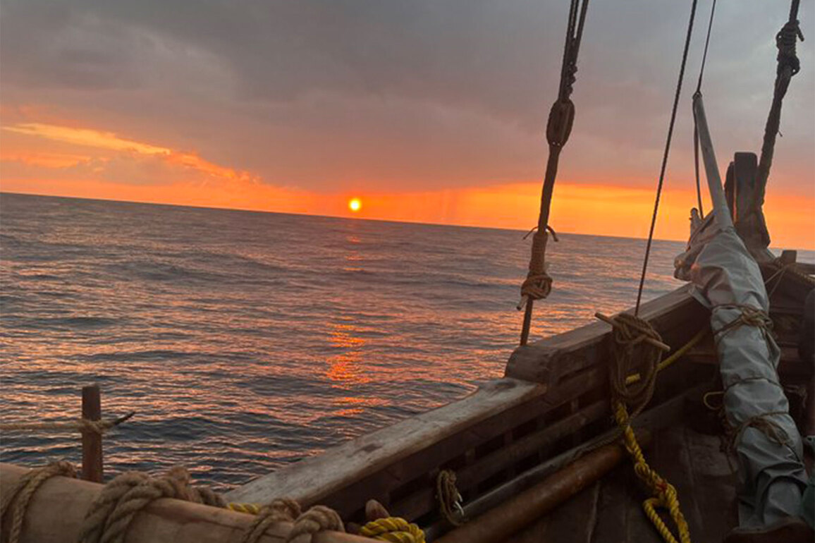 INSV Kaundinya "Ship of Wood with Men of Steel" heads closer to Oman