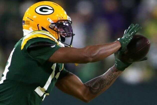 Reports: Eagles acquire WR Dontayvion Wicks from Packers for two picks