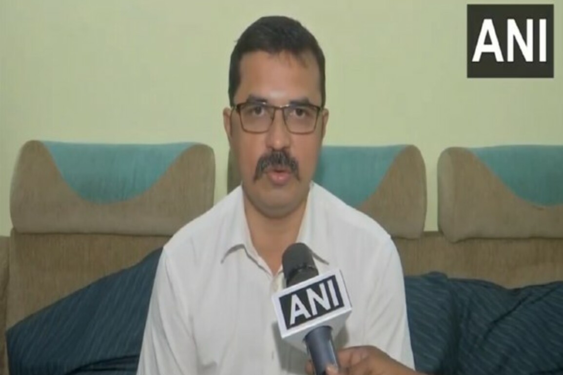"DMK's dynasty rule must be shown the door": AIADMK's Kovai Sathyan slams DMK over dynasty politics